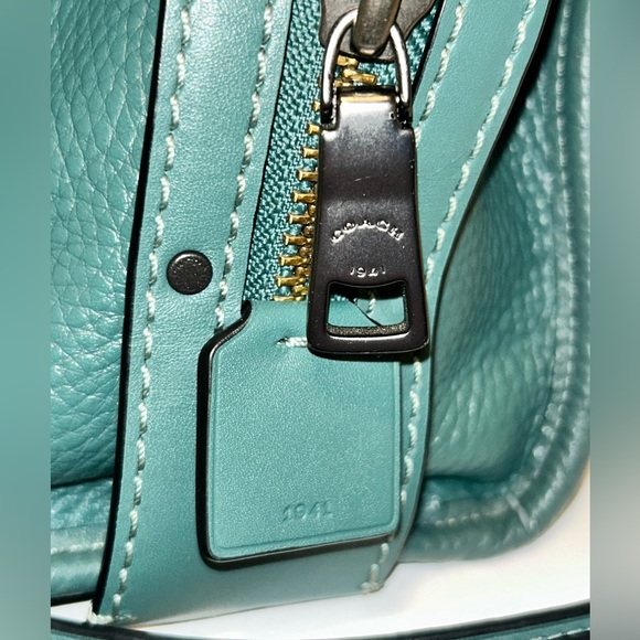 Coach Prairie Rivets Rogue 25 - Picture 7 of 9